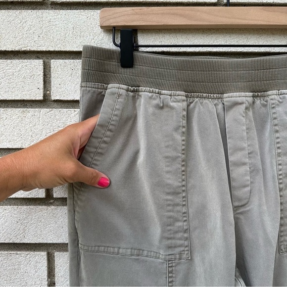 Soft Surroundings Medina Pants Sage Green Roll Up Hem - Picture 4 of 14